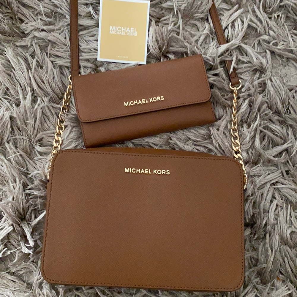Michael kors purse